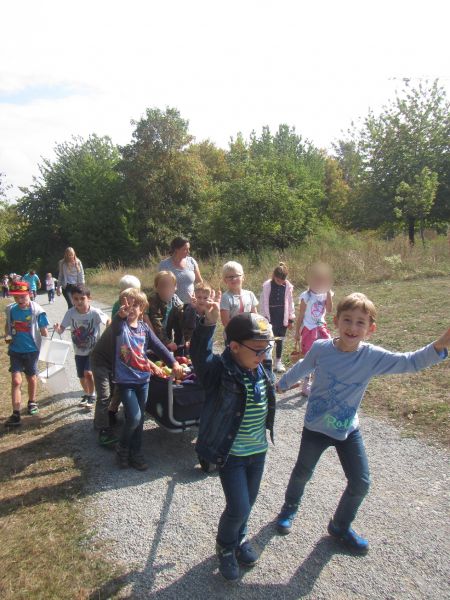Apfeltag Grundschule Heuchelhof