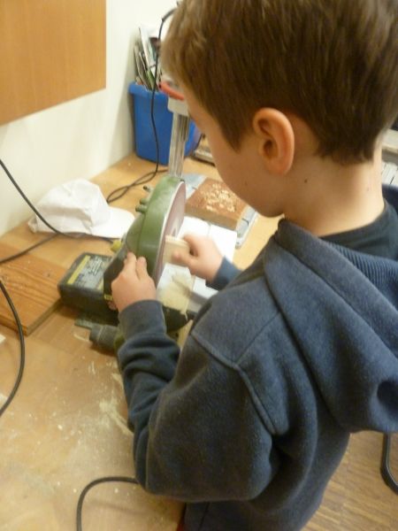 Holzauto Grundschule Heuchelhof