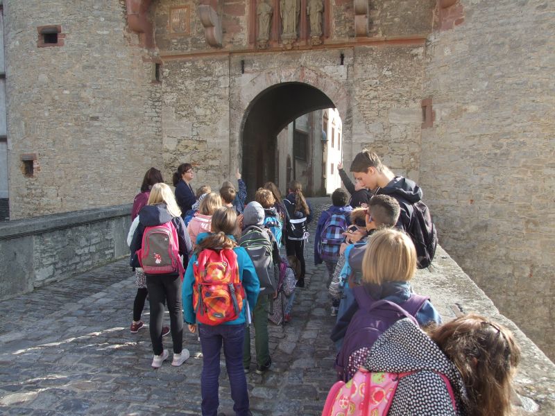 Ganztagsschule Heuchelhof Gauklerfest 2