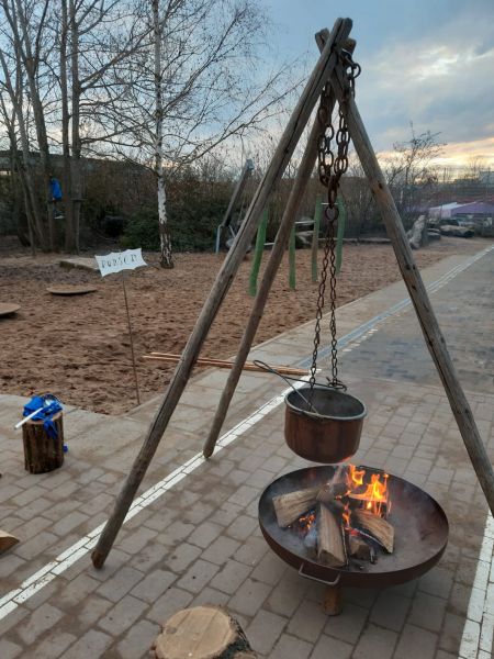 Ganztagsschule Heuchelhof Gauklerfest 21